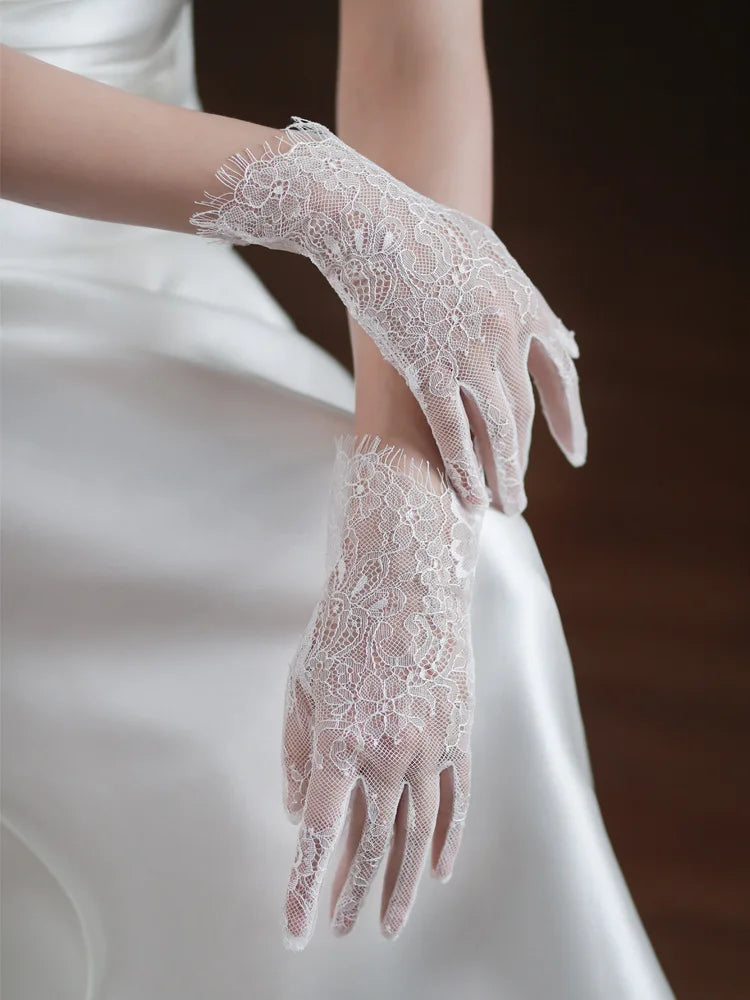 Long Bridal Gloves Vintage Flower Pearls Wristband Wedding Glove For Women Girl Party Evening Dress Jewelry Bride Accessories